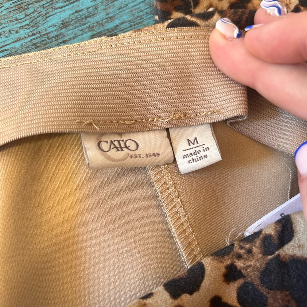 Leopard print Cato dress pants.